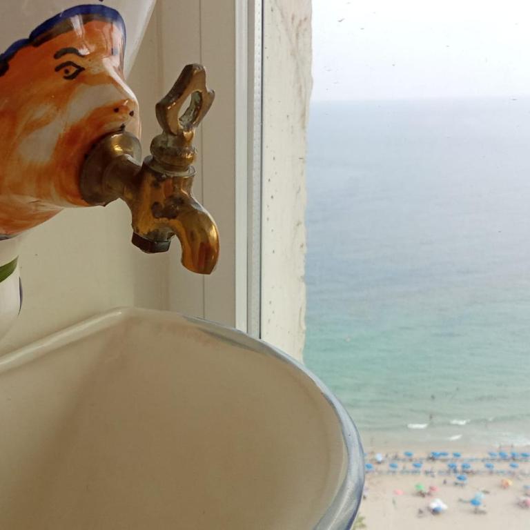 NUEVO APTO BALCON DE PONIENTE 1 A LÍNEA PLAYA TORRE 2 LUXE SM CON AIRE, PISCINA,JAR VISTAS ESPECTACULARES AL MAR De BENIDORM - Apartamento de 2 dormitorios - 57