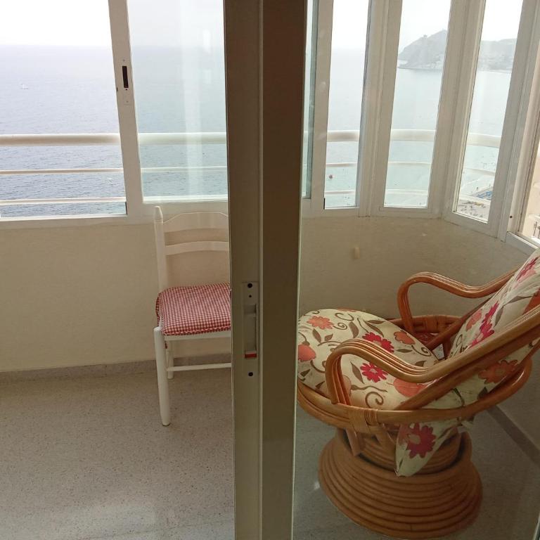 NUEVO APTO BALCON DE PONIENTE 1 A LÍNEA PLAYA TORRE 2 LUXE SM CON AIRE, PISCINA,JAR VISTAS ESPECTACULARES AL MAR De BENIDORM - Apartamento de 2 dormitorios - 59