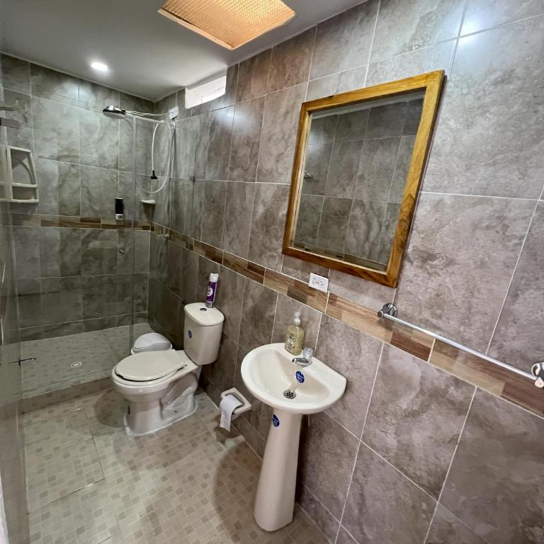 NUEVO Hotel Morada en el centro del Eje Cafetero - Habitación Cuádruple Confort - 4