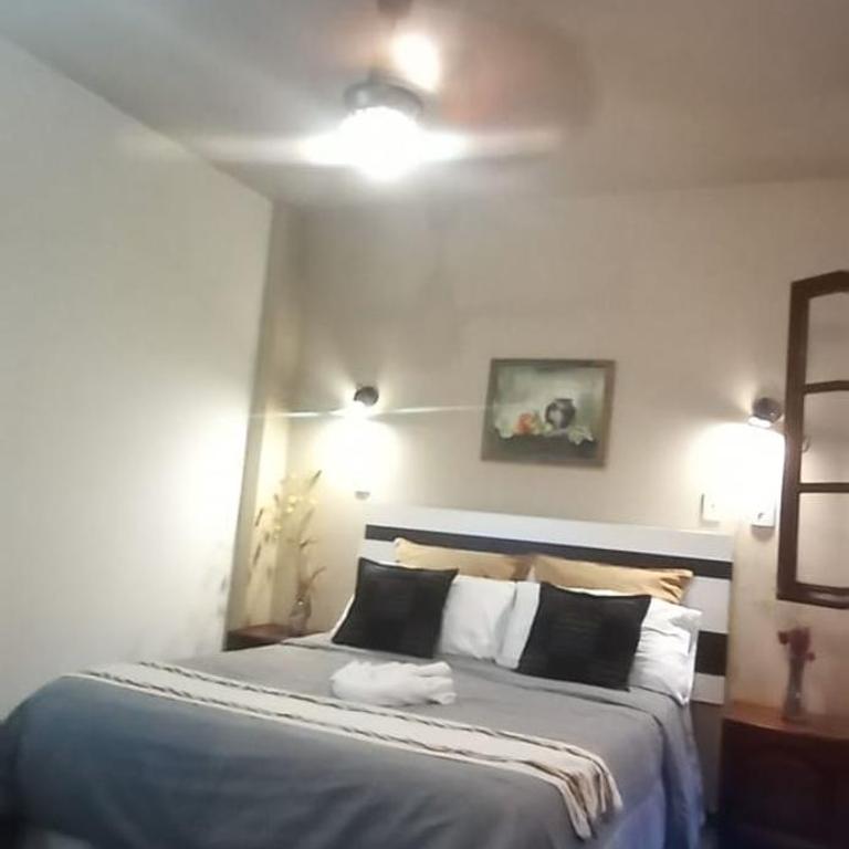 Hostel Spa Mediterranea - Habitación Doble con baño privado - 8
