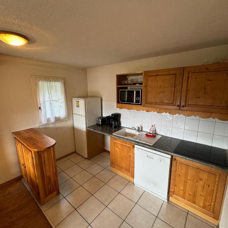 Grand Panorama 216 - 2 bed Apt, next to Bettex lift, sleeps 6 - Two-Bedroom Apartment - 11