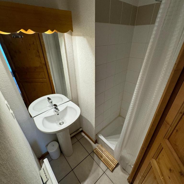 Grand Panorama 216 - 2 bed Apt, next to Bettex lift, sleeps 6 - Two-Bedroom Apartment - 15