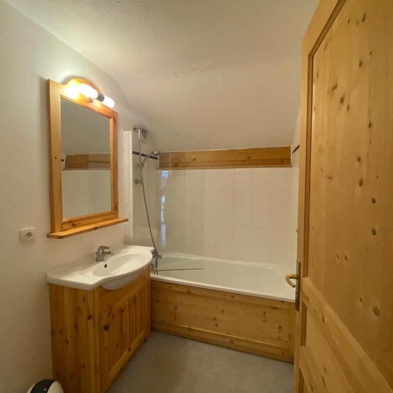 travelski home classic - Les Chalets de la Fontaine du Roi - Appartement 2 Chambres - 4