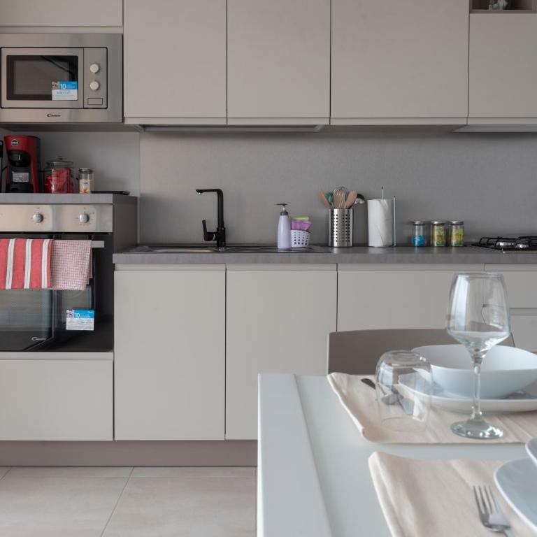 La Finestra di Verga - Apartment mit 2 Schlafzimmern, einem Balkon und Meerblick - 35