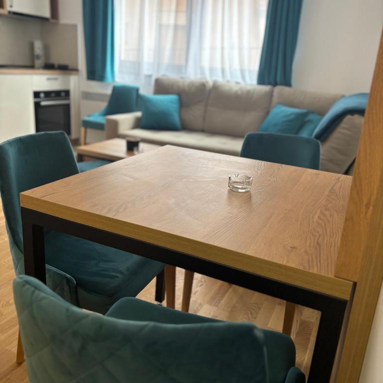 3 Monkeys Apartments - S3 - One-Bedroom Apartment - 4