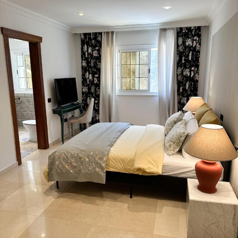 Boutique Villa Leicht & Friends - Double Room with Private Bathroom - 9