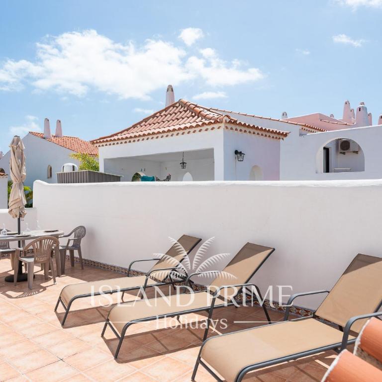 Huge Terrace Holiday in Heated Pool Complex with Teide Views FC1209 - Apartamento de 1 dormitorio - 1
