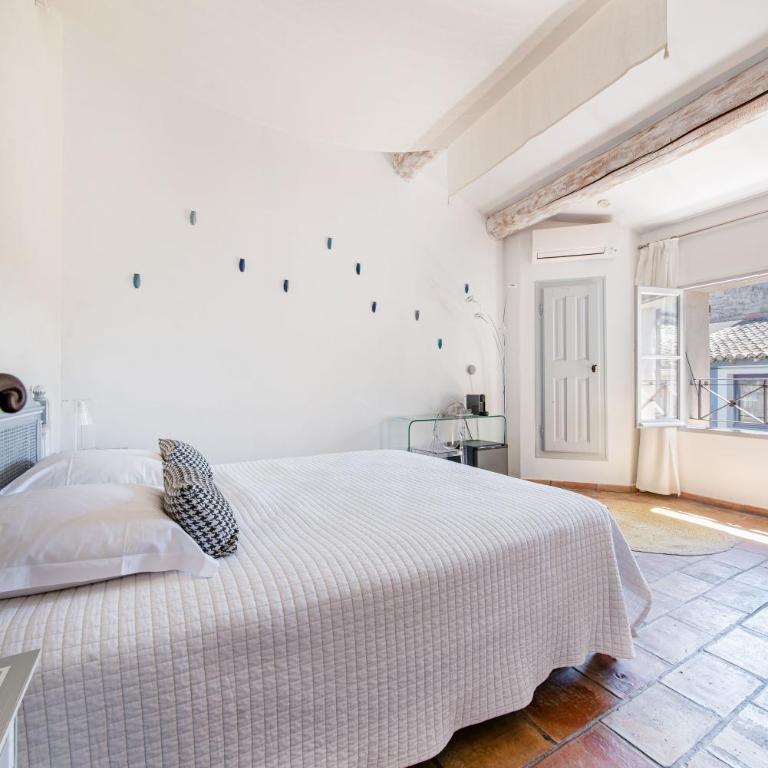 La Prévôté - Luxury Chambres d'hôtes & Gastronomic Restaurant - Chambre Double Confort avec Baignoire - 2