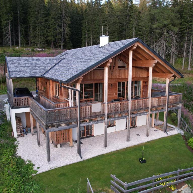 Sonnberg Chalet - Entspannung pur im Luxus Chalet mit Whirlpool-Sauna - Four-Bedroom House - 10