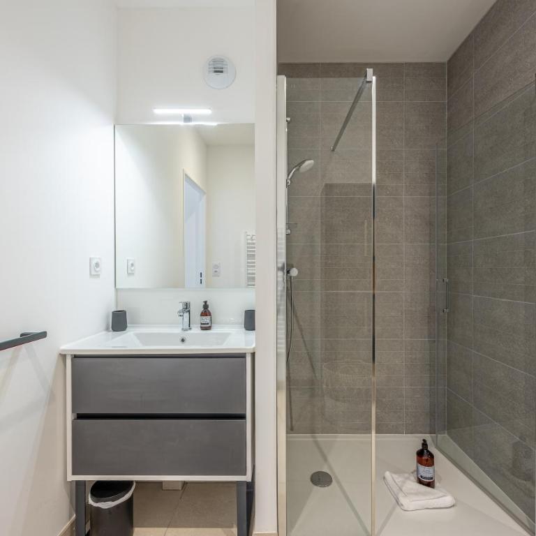Le Vertigo - Appt proche de la plage - Three-Bedroom Apartment - 11