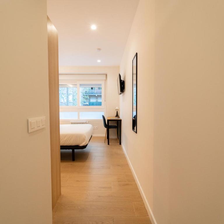 I'M Room Suites Nuevos Ministerios - Bernabeu 'Digital Access' - Habitación Doble con baño privado - 8