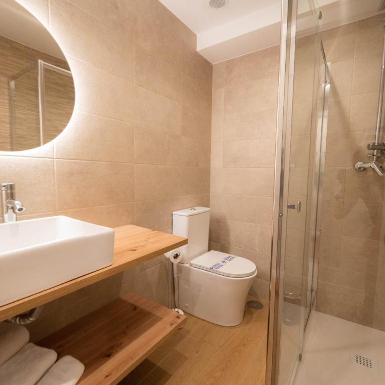 I'M Room Suites Nuevos Ministerios - Bernabeu 'Digital Access' - Habitación Doble con baño privado - 8