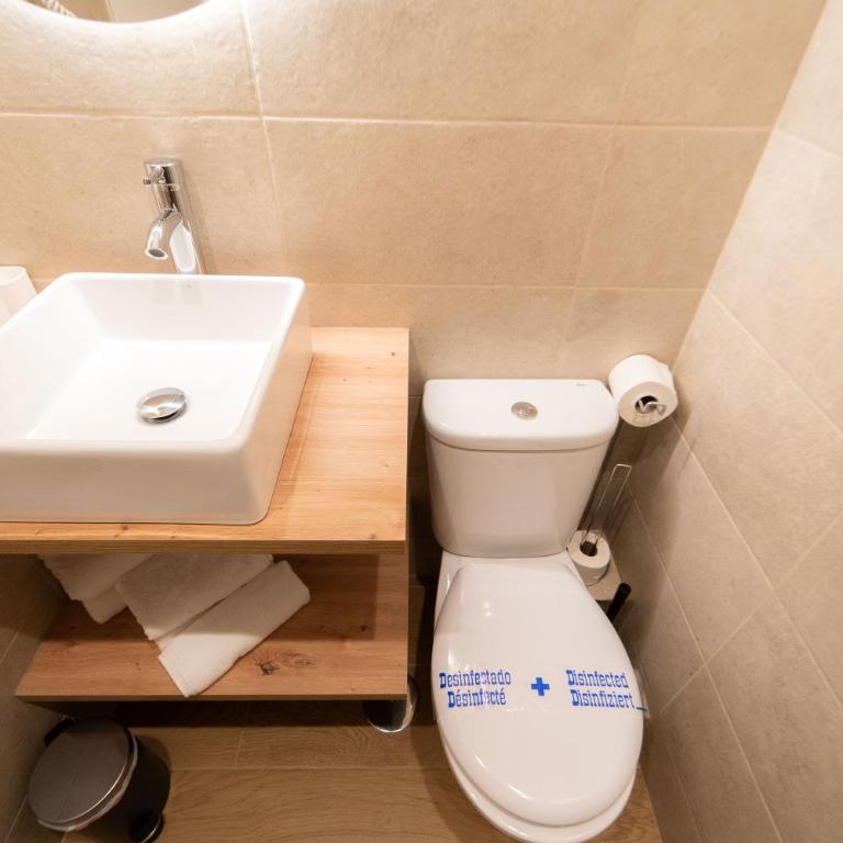 I'M Room Suites Nuevos Ministerios - Bernabeu 'Digital Access' - Habitación Doble con baño privado - 6