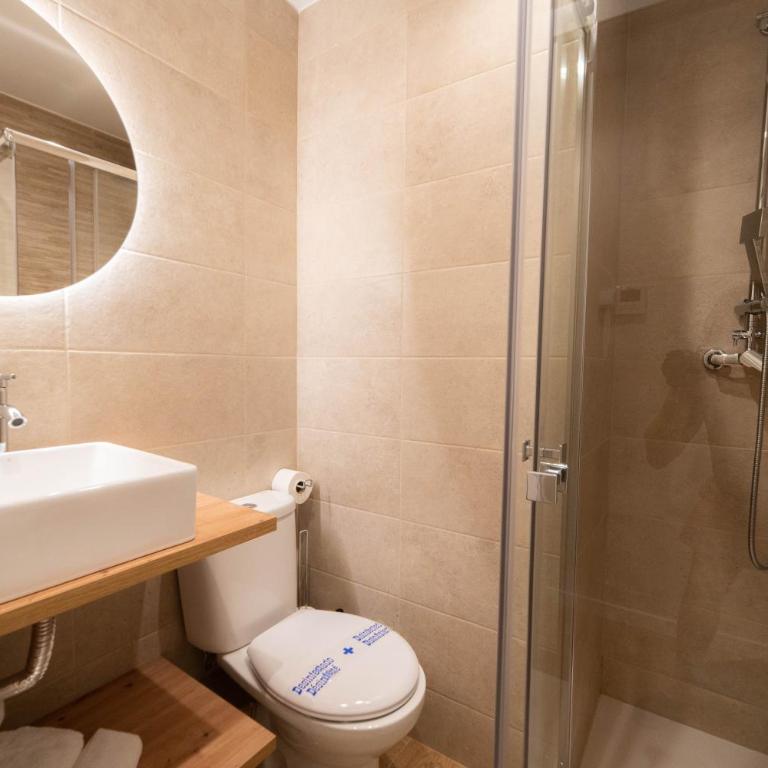 I'M Room Suites Nuevos Ministerios - Bernabeu 'Digital Access' - Habitación Doble con baño privado - 8