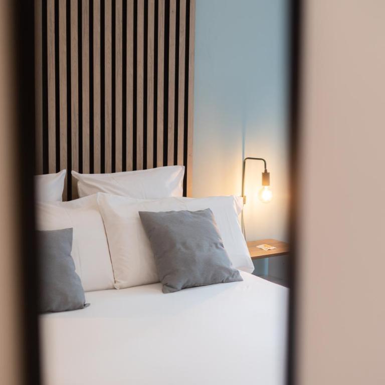 I'M Room Suites Nuevos Ministerios - Bernabeu 'Digital Access' - Habitación Doble con baño privado - 8