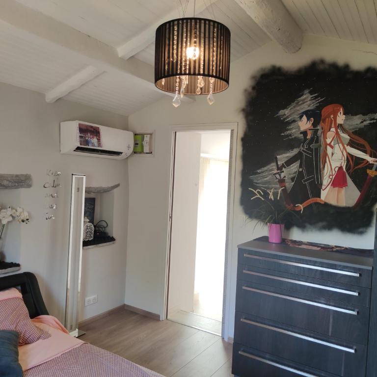 Maison en pierre, 3 chambres à 15 mn du centre de Menton et des plages - Maison 3 Chambres - 34
