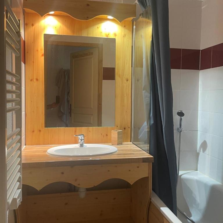 Hameau 3 103 - SPA & PISCINE appartement - Appartement avec Balcon - 7