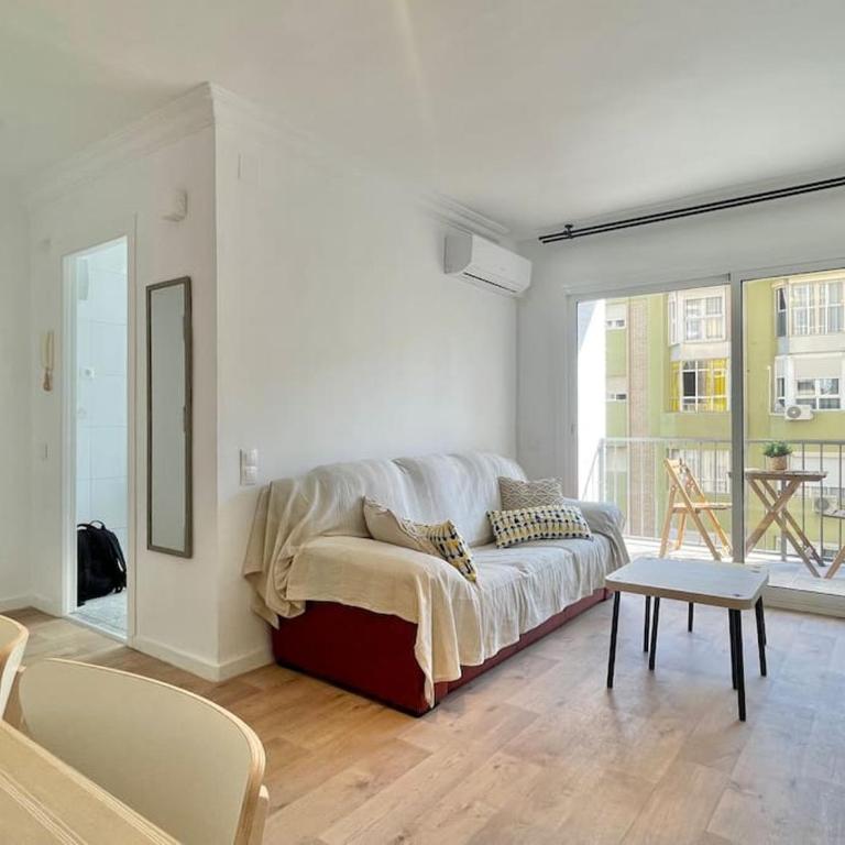 Piso de 3 habitaciones, terraza y a 200 metros de la playa - Apartamento de 3 dormitorios - 2