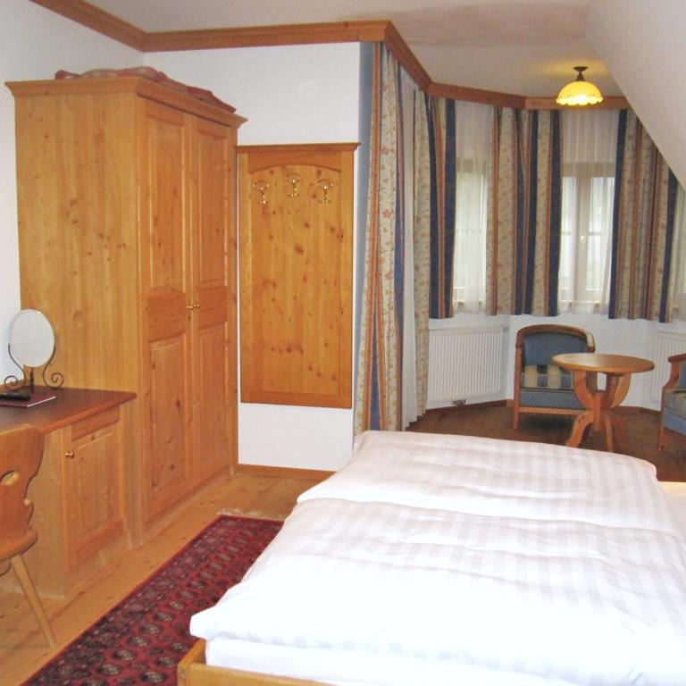 Gasthof Hotel Doktorwirt - Doppel- oder Zweibettzimmer - 8