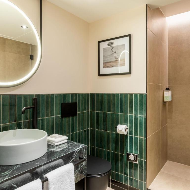 Le Parchamp, a Tribute Portfolio Hotel, Paris Boulogne - Suite Junior Lit King-Size - 5