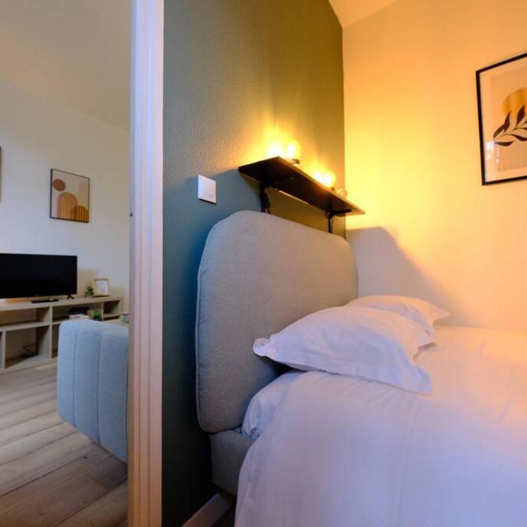 Rouen Gare - Chez Guillaume - One-Bedroom Apartment - 10