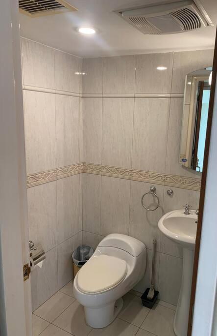 Lindo y Acogedor Apartamento En La Trinidad, Caracas - Two-Bedroom Apartment - 7