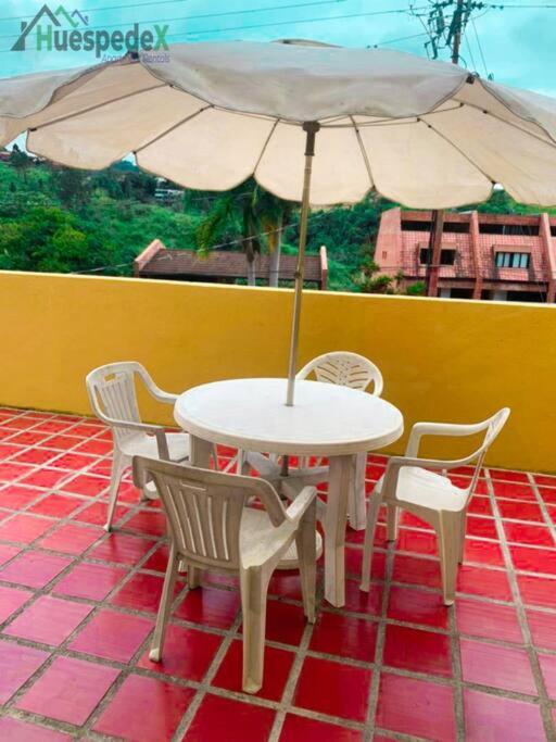Lindo y Acogedor Apartamento En La Trinidad, Caracas - Two-Bedroom Apartment - 17