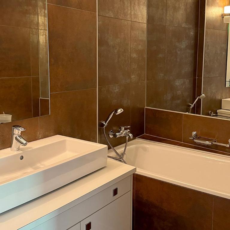 Hôtel des Bains de Saillon - Apartment - 11