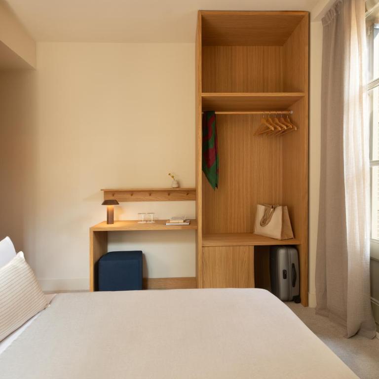 Hotel Casa Teva Barcelona - Design Corner Room - 5