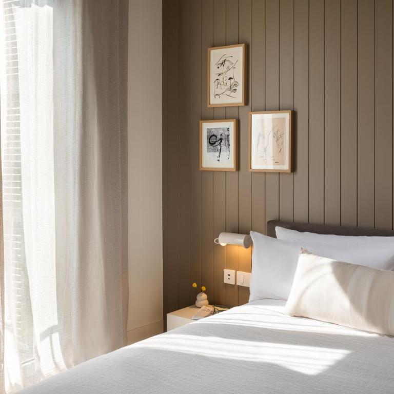 Hotel Casa Teva Barcelona - Design Room with Balcony - 2