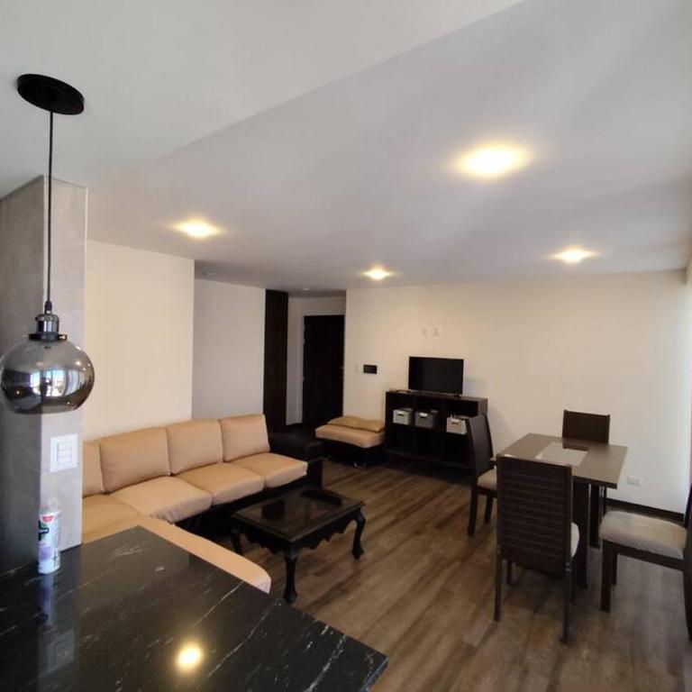 Departamento céntrico, acogedor, Edificio Cosmopolitan - Apartamento de 2 dormitorios con vistas - 10