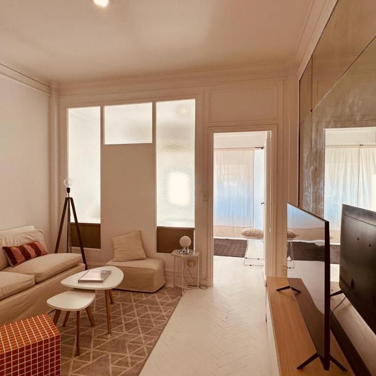 Hermoso departamento en la mejor zona de Recoleta sobre la calle Gutierrez - Apartamento de 1 dormitorio - 18