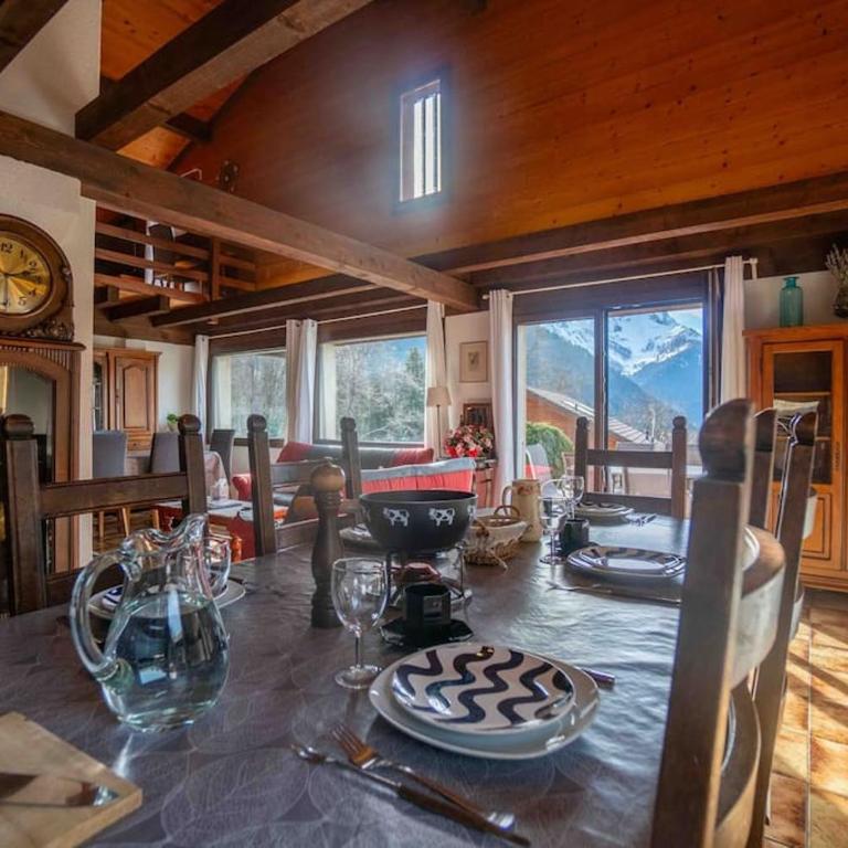 Verseau avec piscine intérieure - Chalet - 22