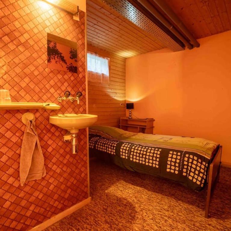 Verseau avec piscine intérieure - Chalet - 24
