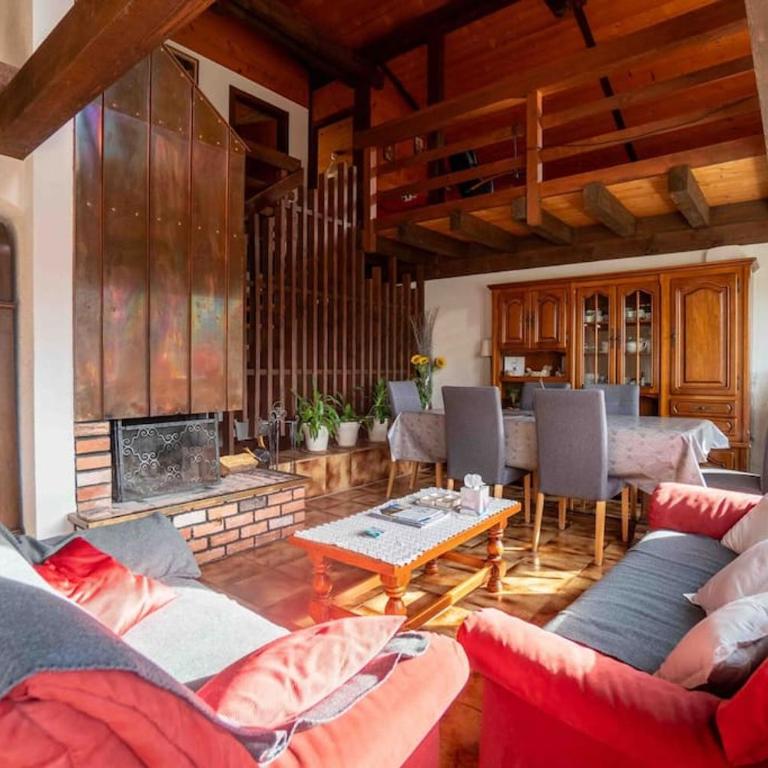 Verseau avec piscine intérieure - Chalet - 25