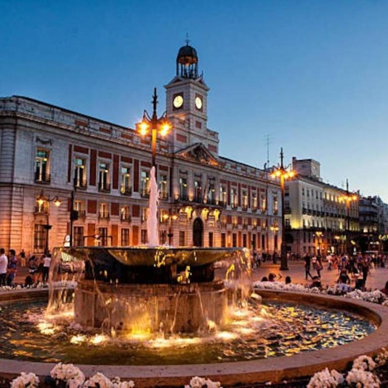 ºººººPY Historical CityCentre WiFi AC SmartTVººººº - One-Bedroom Apartment - 14