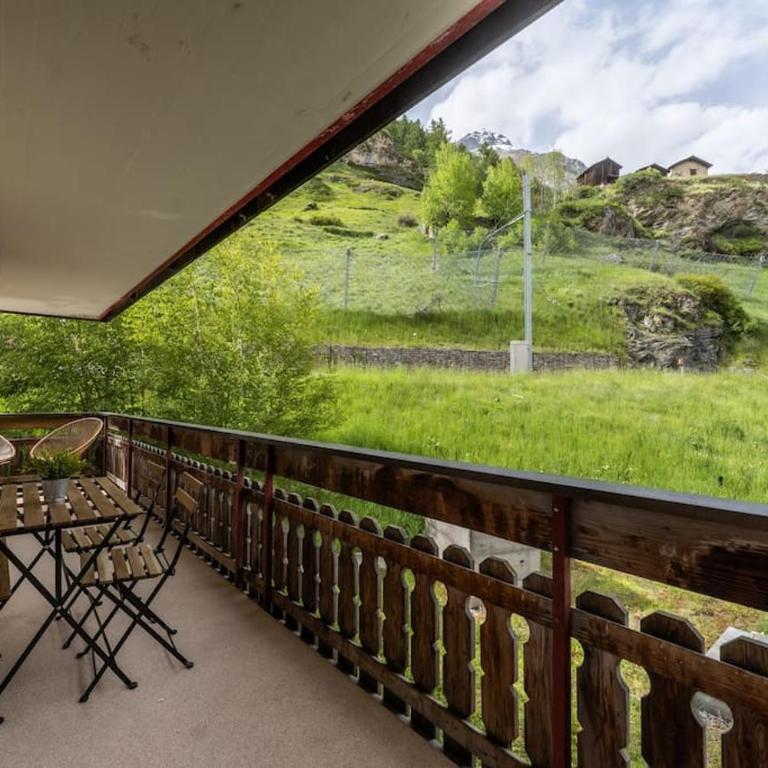 Stylish Apt by Ski Bus, Train and Village Center - Apartment mit 1 Schlafzimmer - 13