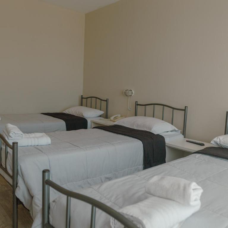 Rayentray Hostal - Habitación Triple Estándar con vistas al mar - 4