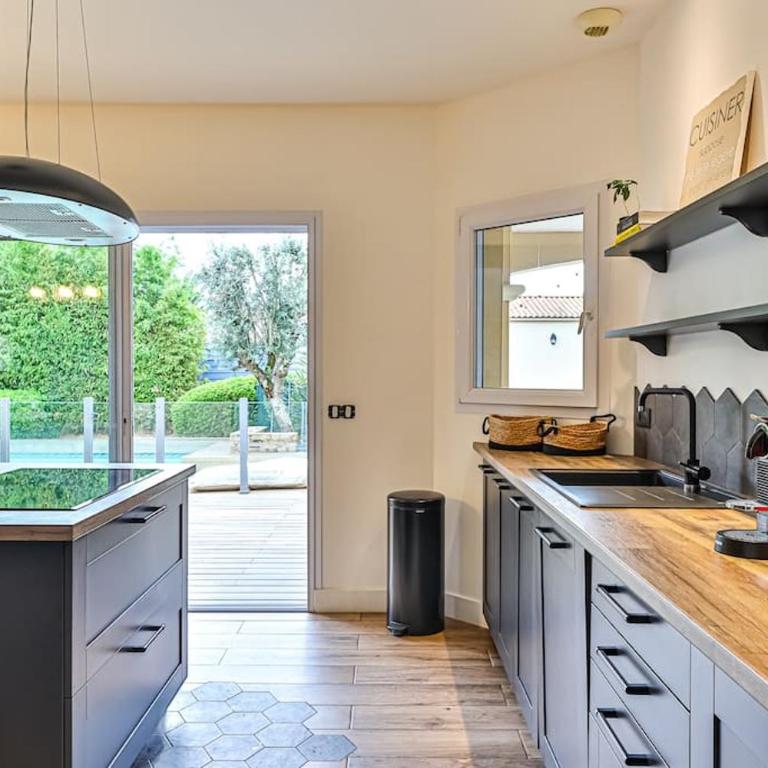 Magnifique Villa avec dépendance à 700m de l'océan - Villa - 36