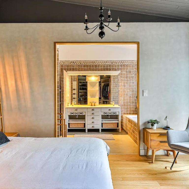 Magnifique Villa avec dépendance à 700m de l'océan - Villa - 51