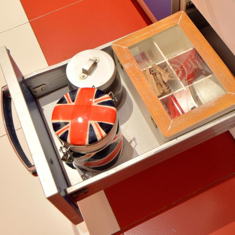 Bellissimo Mini Appartamento Deluxe di Design e a Tema Inghiterra - Potente Wi-Fi Ottimo il Collegamento con Aeroporto di Malpensa e Rho fiera, vicino a 3 linee Metropolitane - Appartamento con 1 Camera da Letto - 31