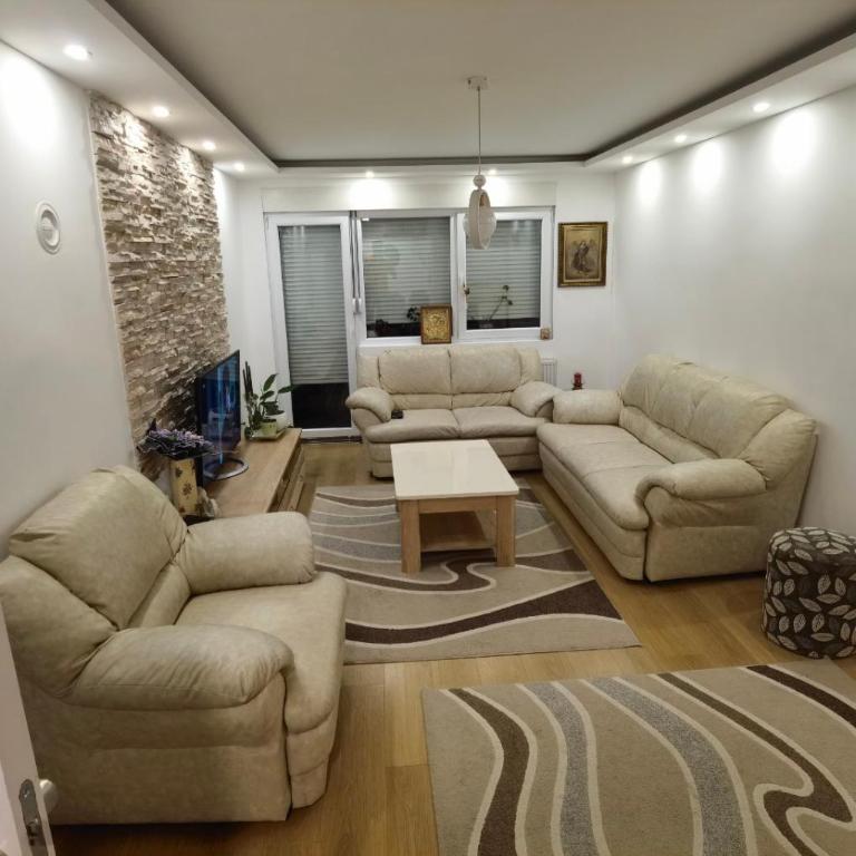 Apartman Emilija i Julija - Apartman sa 2 Spavaće Sobe - 1