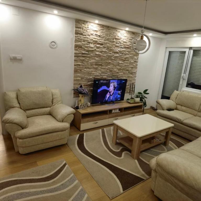 Apartman Emilija i Julija - Apartman sa 2 Spavaće Sobe - 2