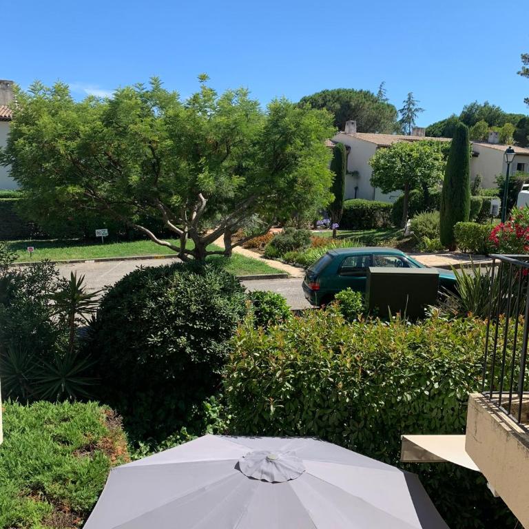 2 pièces, moderne et lumineux avec piscine en résidence privée - Appartement 1 Chambre - Vue sur Jardin - 17