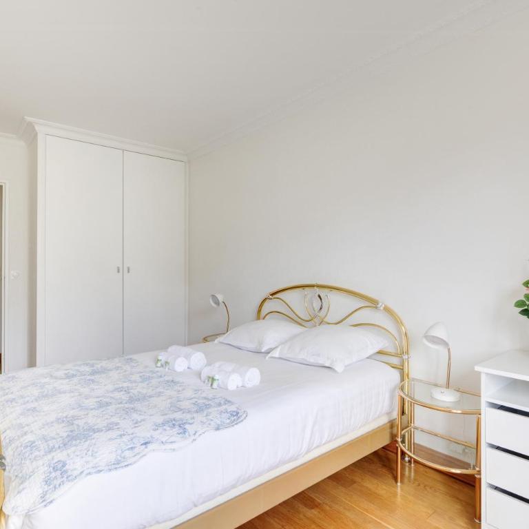 Élégance Parisienne, Vue Luxueuse Imprenable - Appartement 1 Chambre - 6
