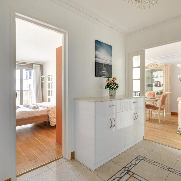 Élégance Parisienne, Vue Luxueuse Imprenable - Appartement 1 Chambre - 15