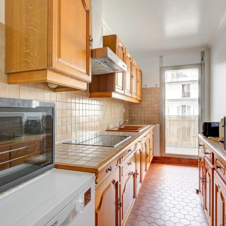 Élégance Parisienne, Vue Luxueuse Imprenable - Appartement 1 Chambre - 16