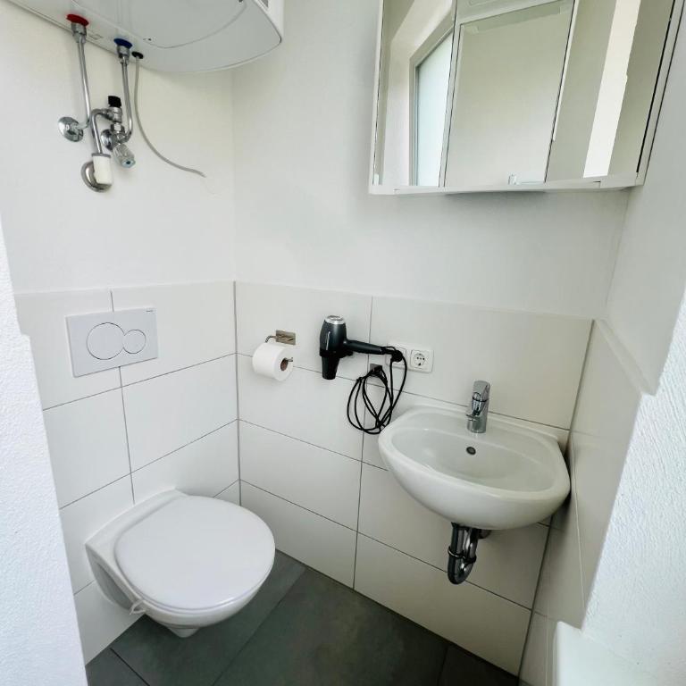 Jainzen Einzimmerferienwohnung mitten im Zentrum - Apartment mit 1 Schlafzimmer - 7