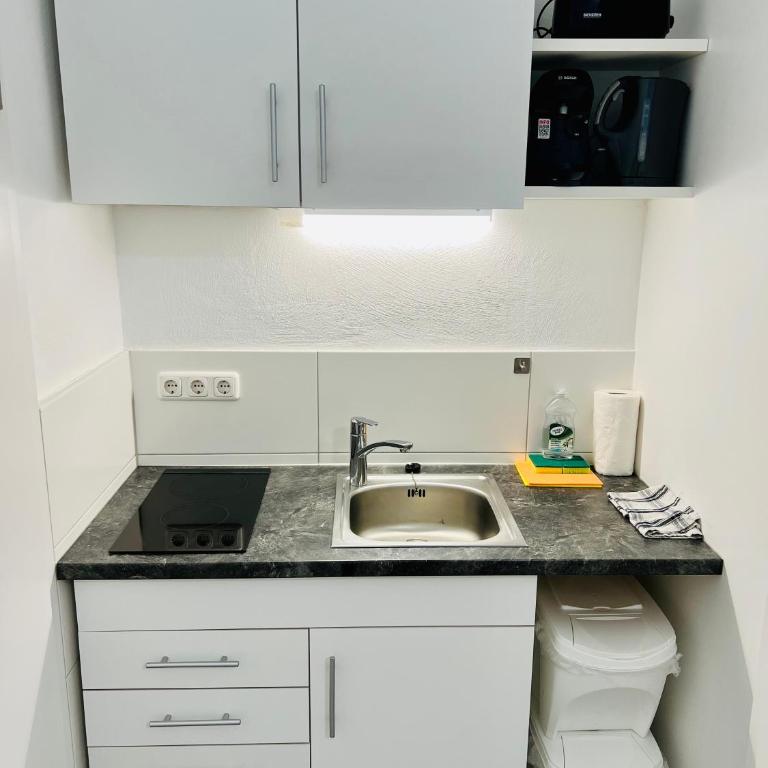Jainzen Einzimmerferienwohnung mitten im Zentrum - Apartment mit 1 Schlafzimmer - 18