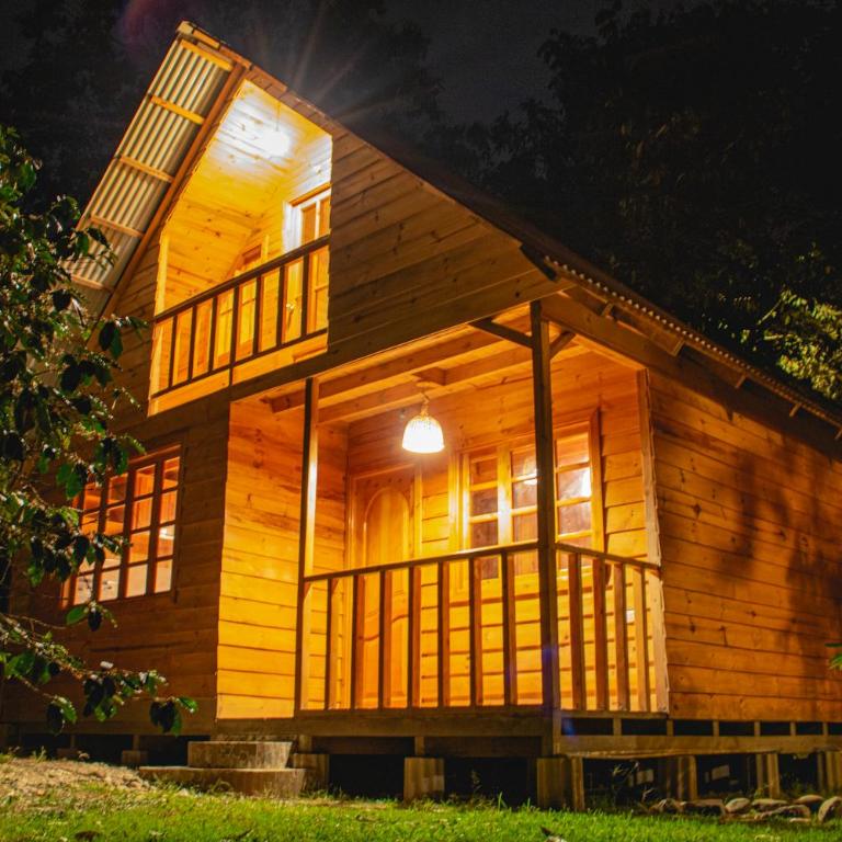 Palo Alto Lodge - Two-Bedroom Bungalow - 1